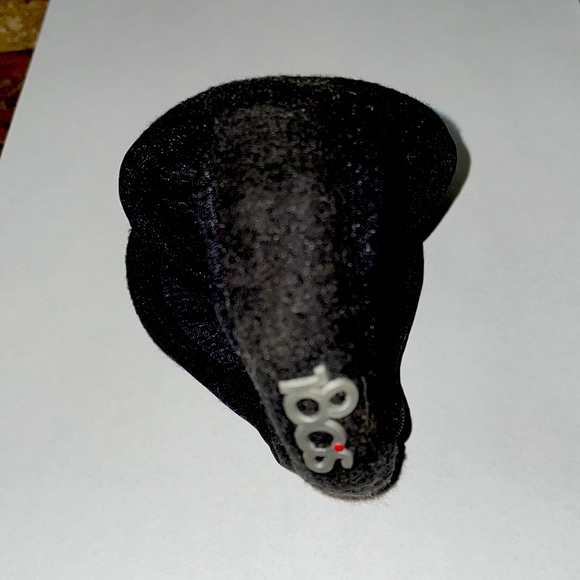 Like New 180s Earmuffs for women in black   Best rated earmuffs on Internet - Picture 3 of 3